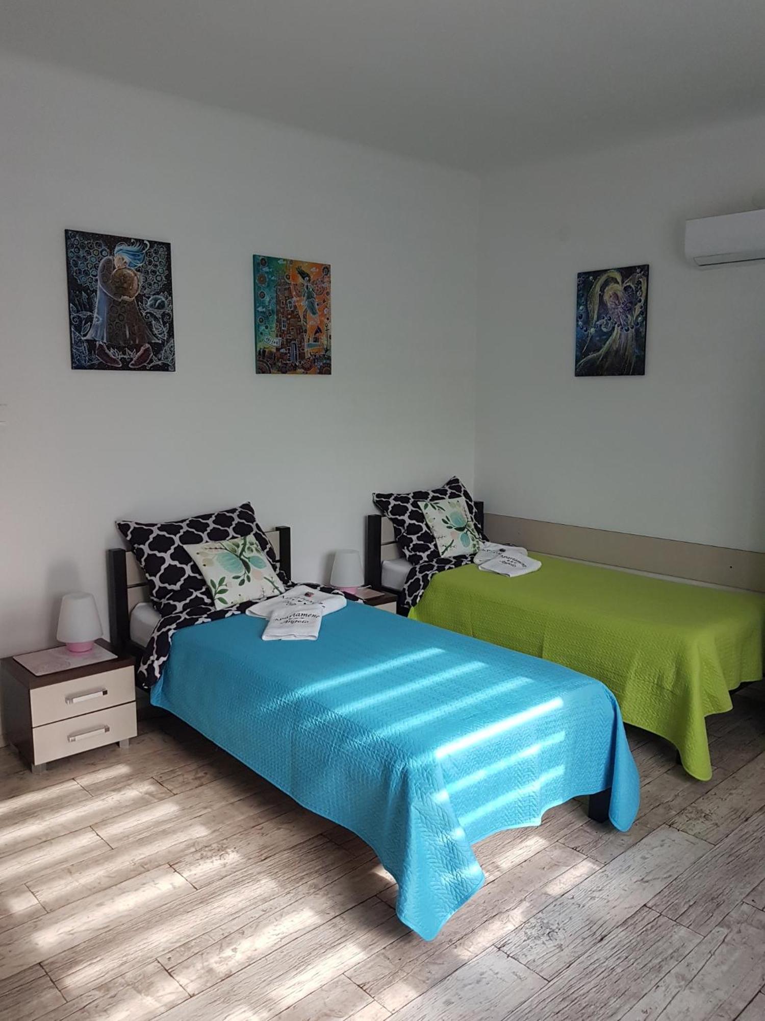 Apartament Angelo ซอสนอวีแยตส์ ภายนอก รูปภาพ