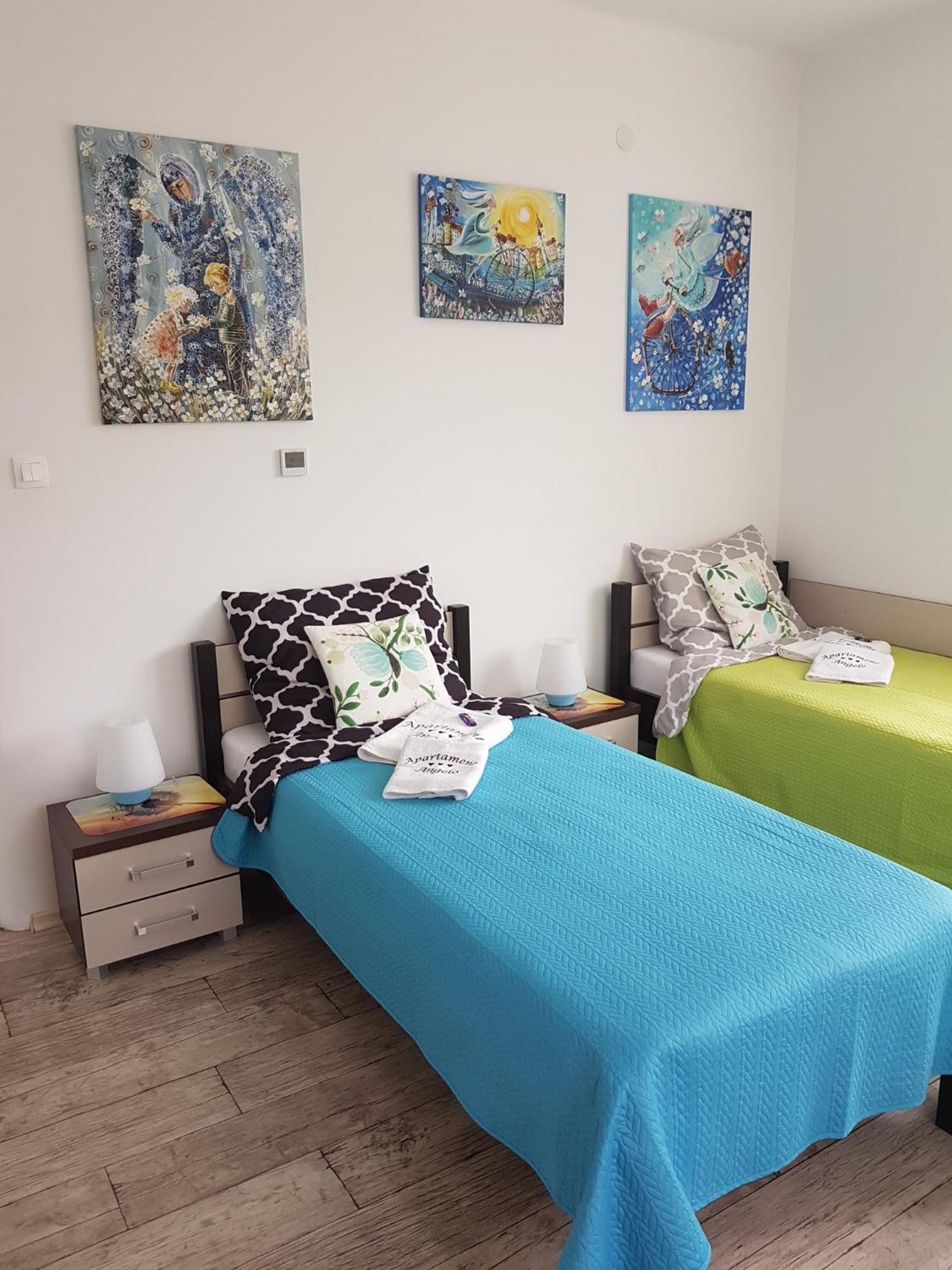 Apartament Angelo ซอสนอวีแยตส์ ภายนอก รูปภาพ