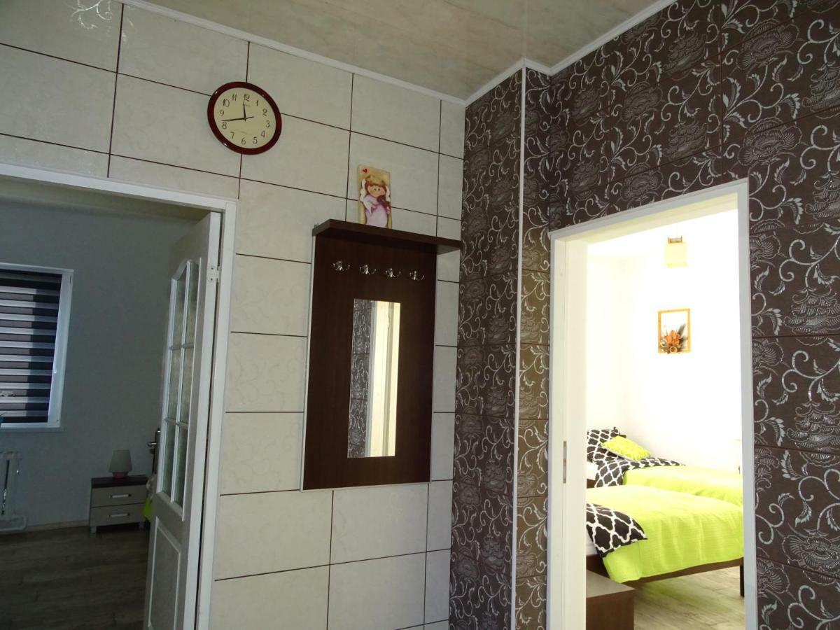 Apartament Angelo ซอสนอวีแยตส์ ภายนอก รูปภาพ