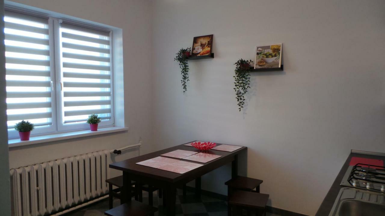 Apartament Angelo ซอสนอวีแยตส์ ภายนอก รูปภาพ