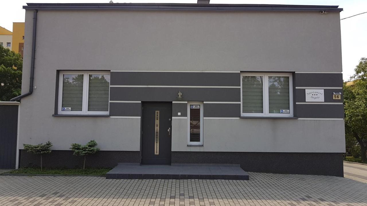 Apartament Angelo ซอสนอวีแยตส์ ภายนอก รูปภาพ
